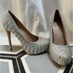 Women’s high heels